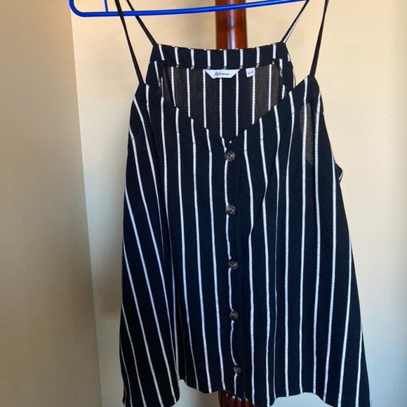 Buttoned-Front Striped Cami - Picture 3 of 5